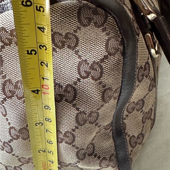 Gucci - Picture 9 of 12